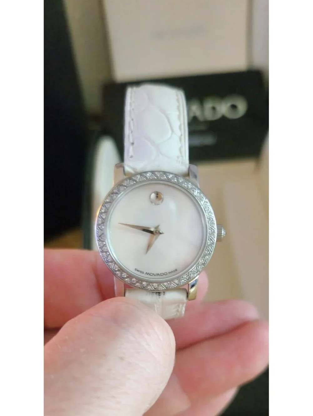 Womens Movado Diamond, Mother of Pearl, Alligator Timepiece